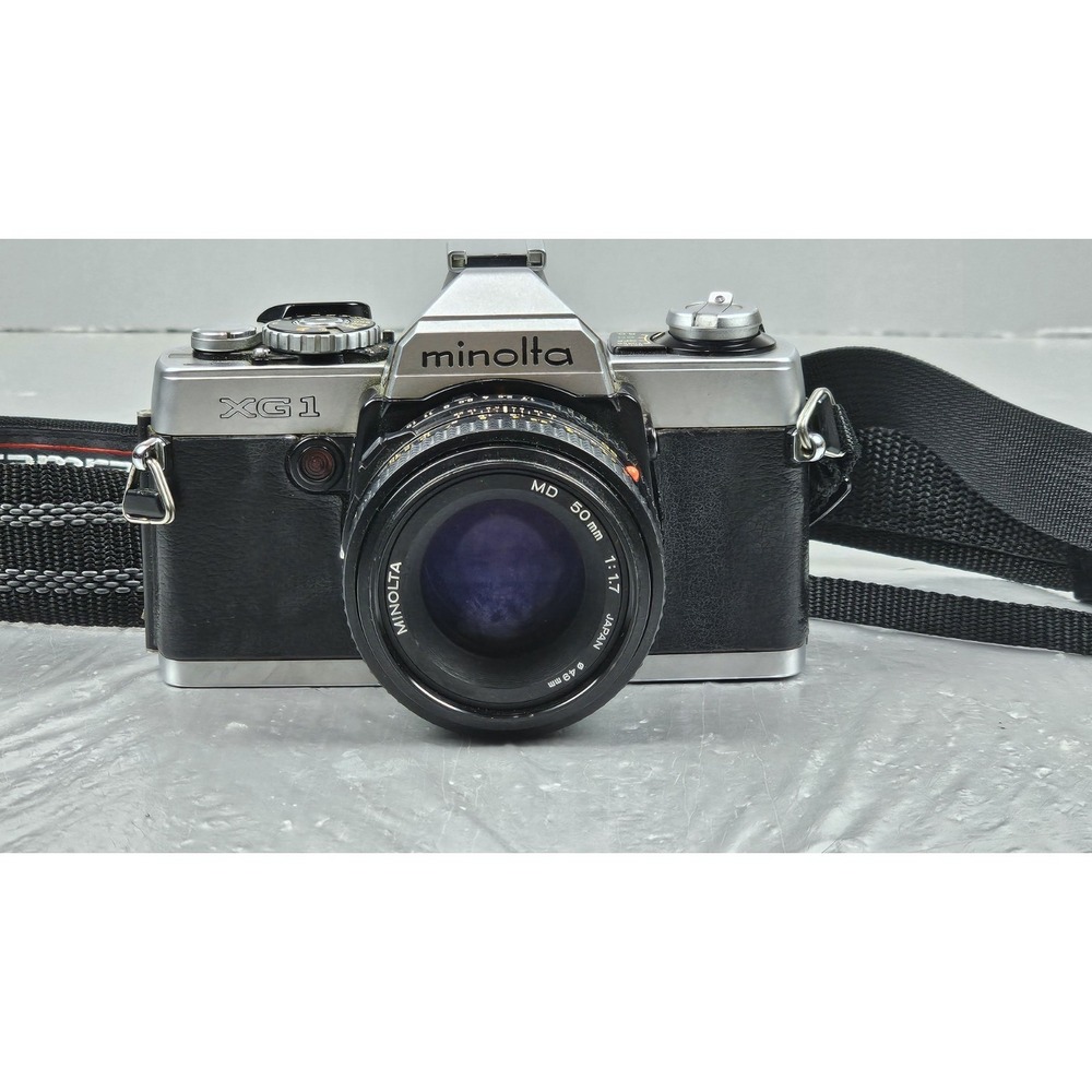 Minolta XG-M 35mm SLR film camera MD 50mm 1:17‎ Standard Lens Vintage Photo
